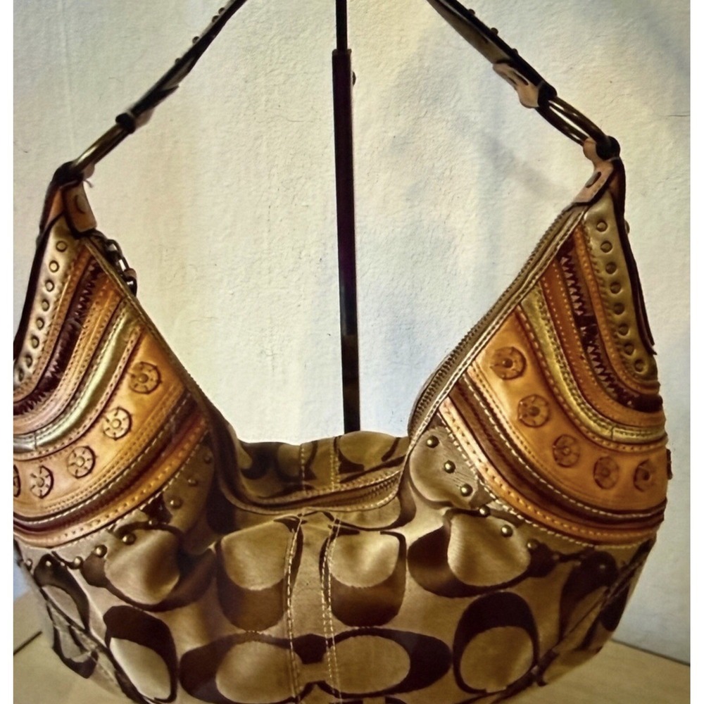 Coach Mia SoHo Large Hobo Patchwork Leather Canvas 2006 EUC - Picture 6 of 6